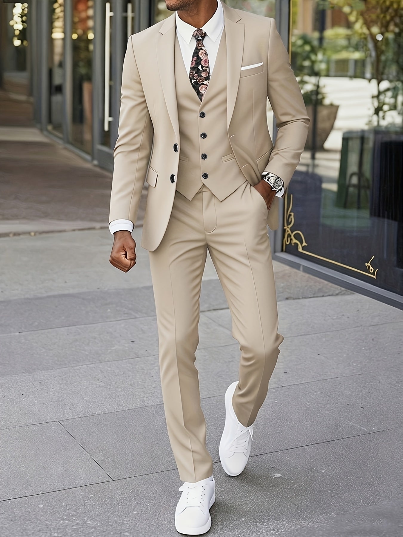 Caldris | Men’s Three-Piece Suit with tailored fit and modern smart style