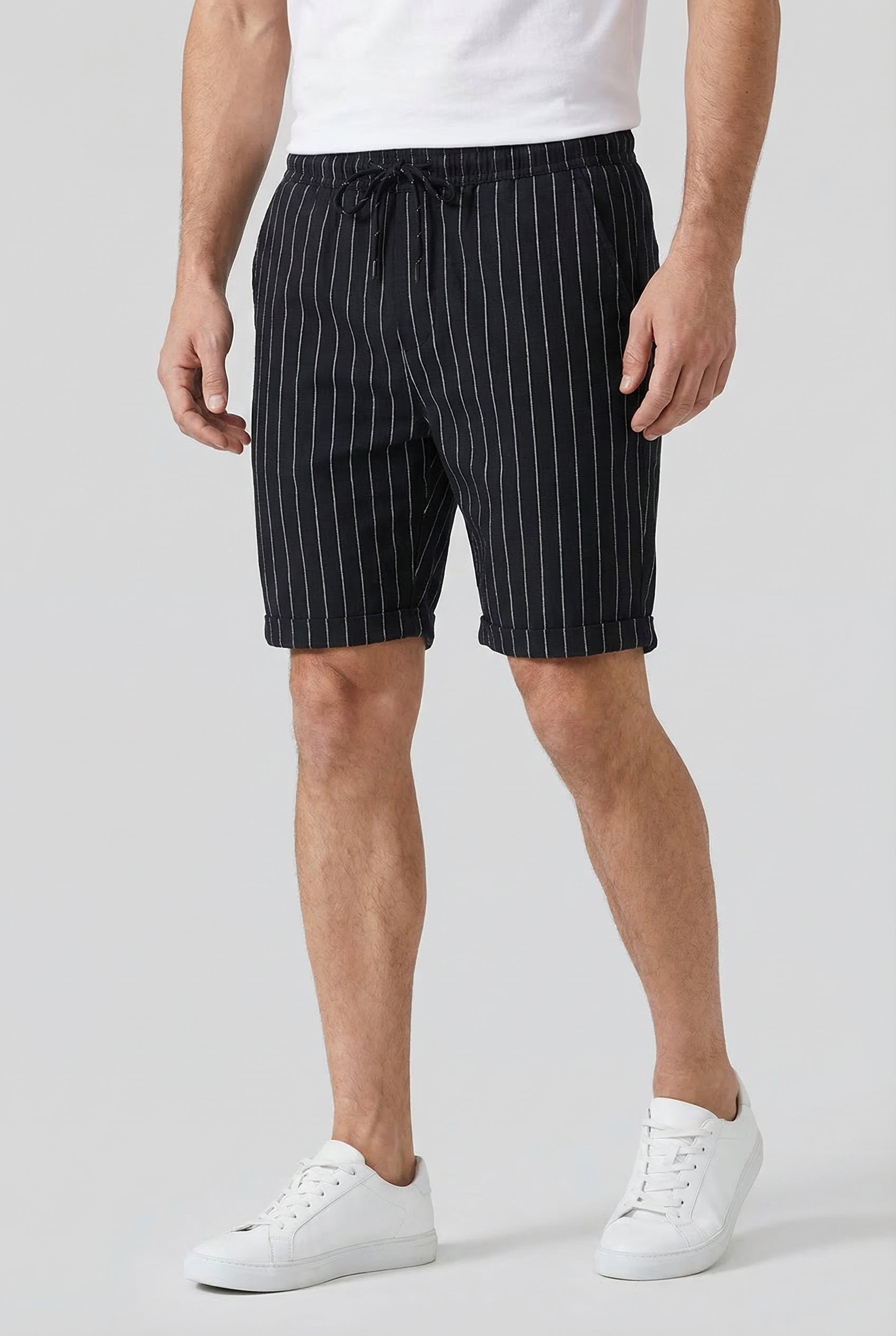 Wayne | Men's Linen-Blend Pinstripe Shorts