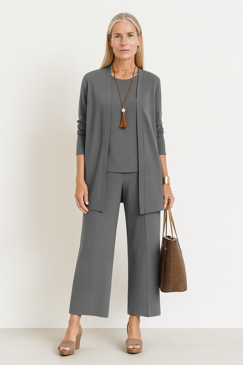 Paula | Women's Elegant 3-Piece Lightweight Set