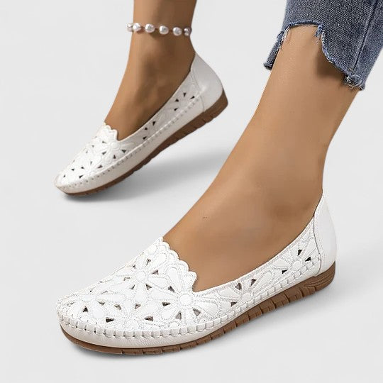 Molly | Women's Slip-On Closed Toe Sandals
