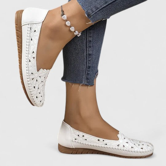 Molly | Women's Slip-On Closed Toe Sandals